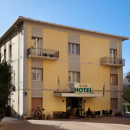 Parking Hotel Giardino Livorno Dış mekan fotoğraf